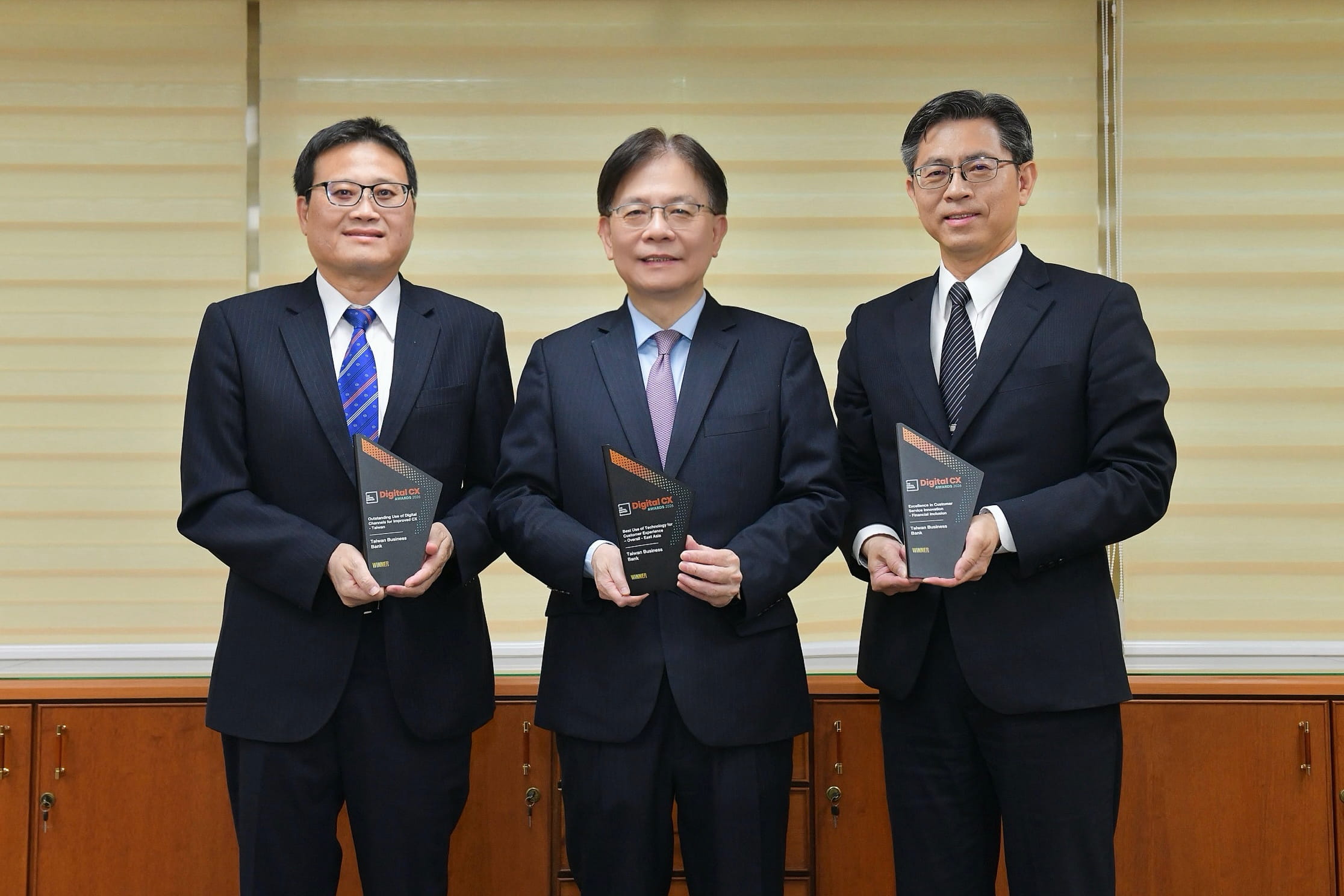 臺灣企銀首獲國際《數位銀行家》三大獎 數位轉型成果躍上國際舞台
