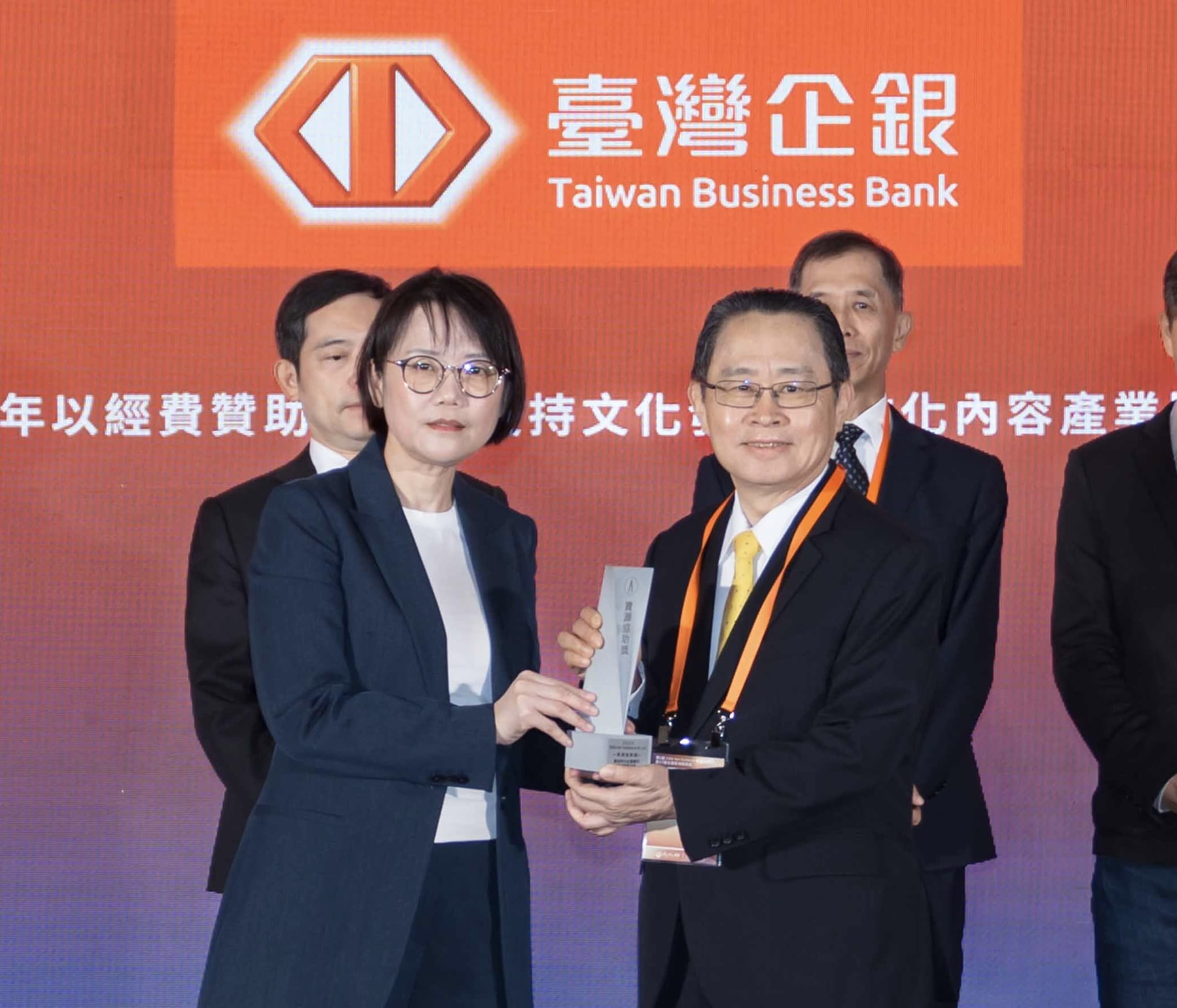 臺灣企銀推展藝文備受肯定榮獲首屆「ESG for Culture影響力獎」 : 臺灣企銀